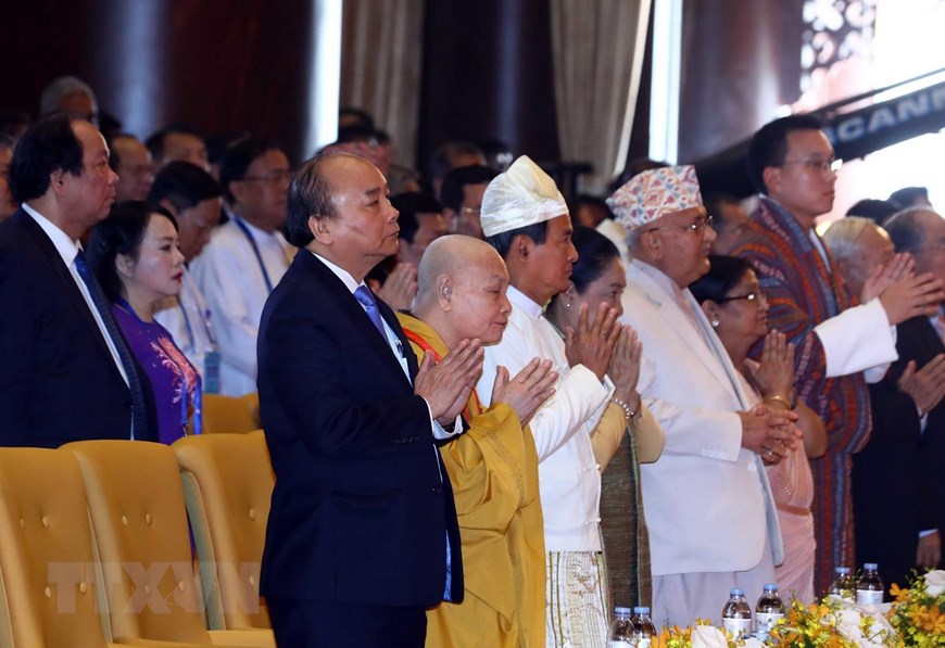 Thủ tướng Nguyễn Xuân Phúc dự Lễ khai mạc Đại lễ Phật đản LHQ